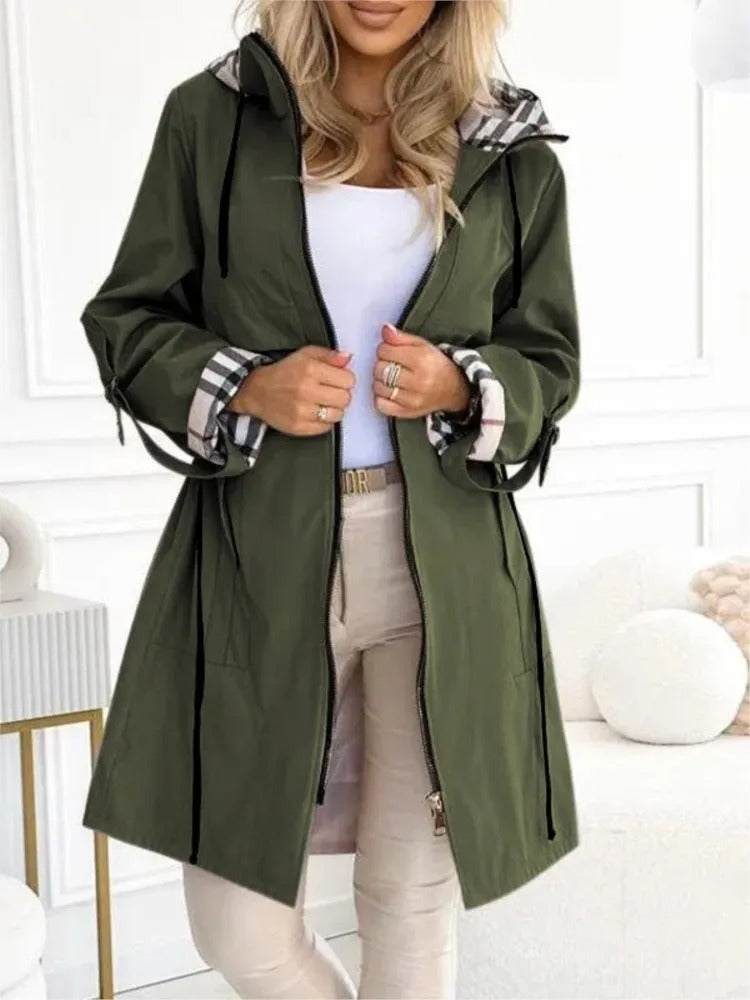 🧥 Trench Lola – Eleganza e comfort in ogni dettaglio